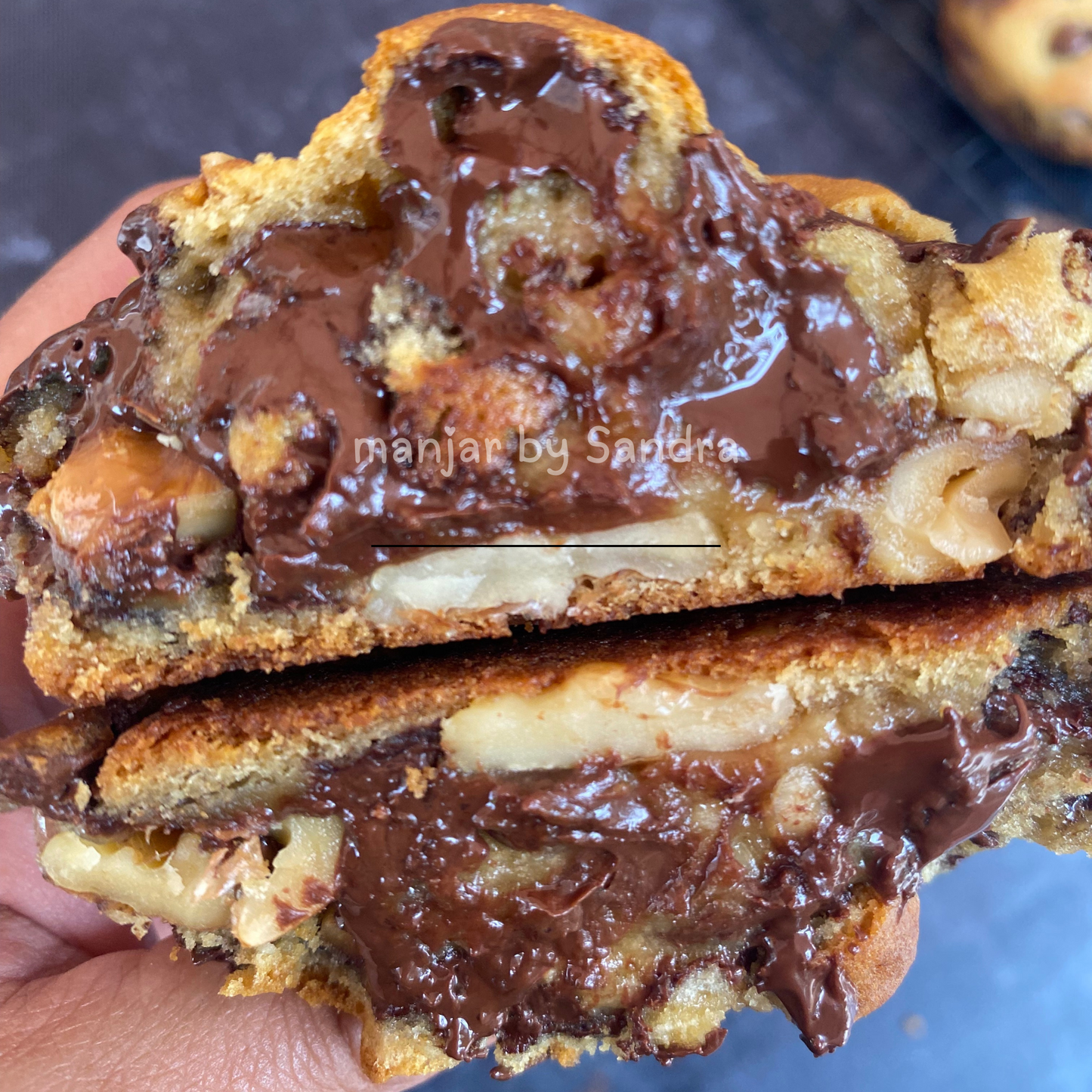 Walnut Chocolate Chip Cookies