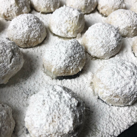 Snowball pecan cookies